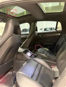 بورش باناميرا